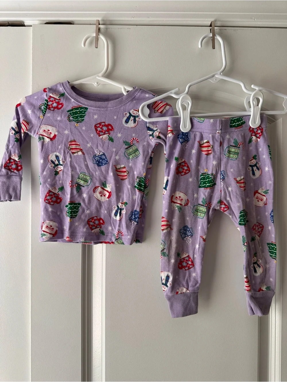 Old Navy Lavender Kids Pajama Set with Holiday Print